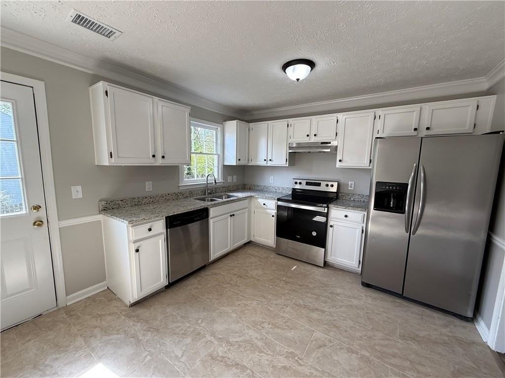 979 Sugar Crossing Ln - Photo 3 of 48