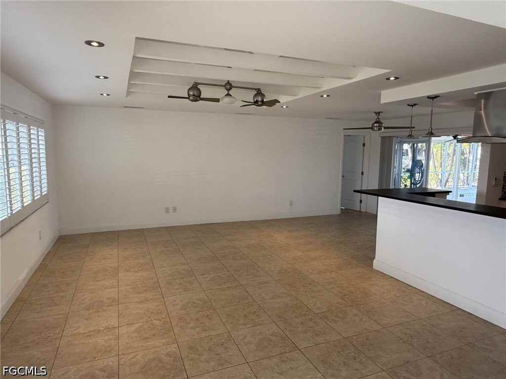 5354 Coral Ave - Photo 3 of 31