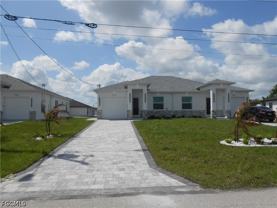 320 Poplar St - Photo 1 of 1