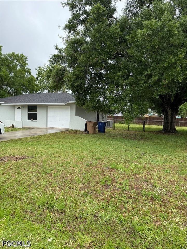 2610 West Rd - Photo 4 of 23