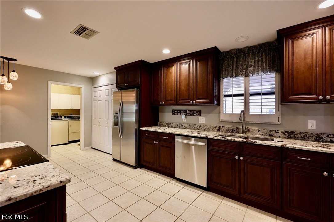 12840 Dornoch Ct - Photo 7 of 50