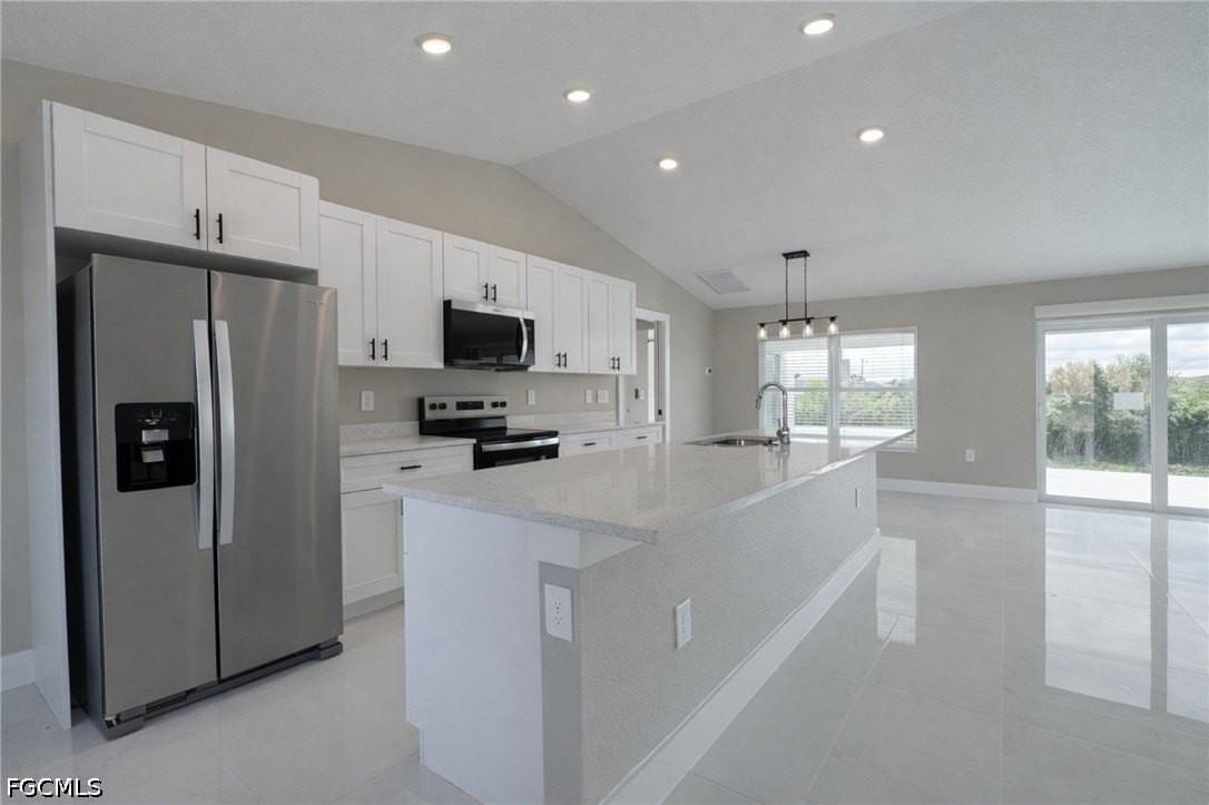 111 Nw 19th Pl - Photo 4 of 19