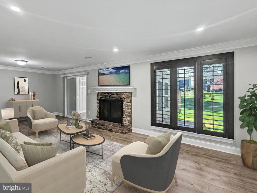 140 Westbury Ct - Photo 6 of 27