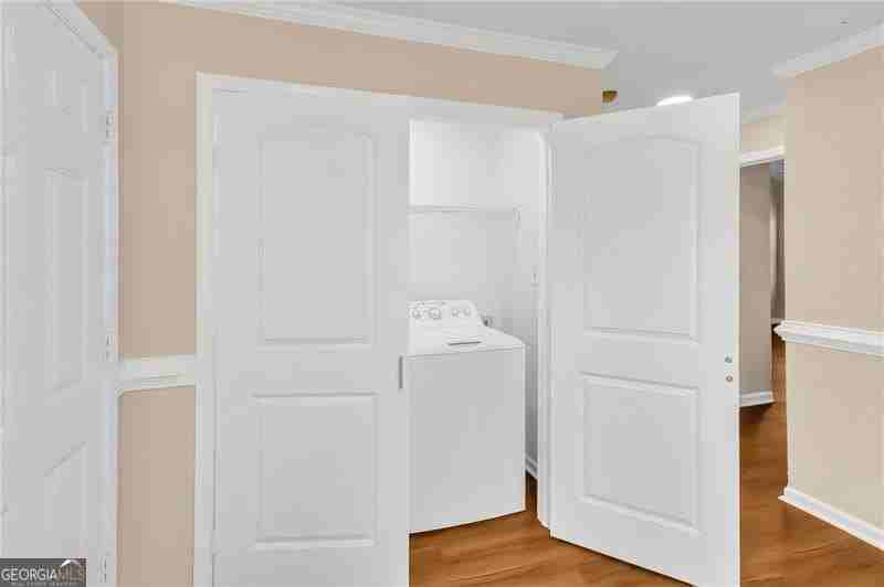 125 York Ln - Photo 4 of 28