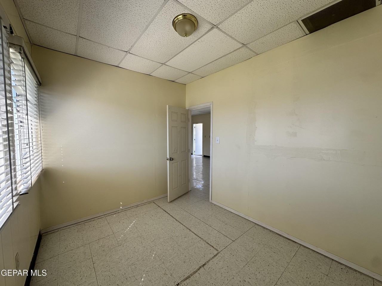 6800 1st St Unit D - Photo 5 of 9