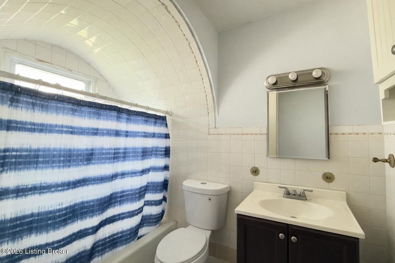 2121 Culbertson Ave #A - Photo 6 of 7