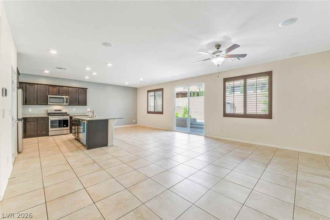 4436 Stardusk Falls Ave - Photo 4 of 24