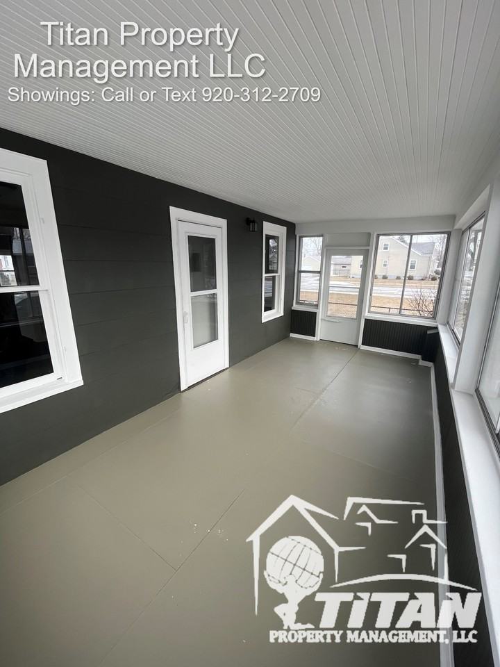 904 W 8th Ave #1 - Photo 4 of 19