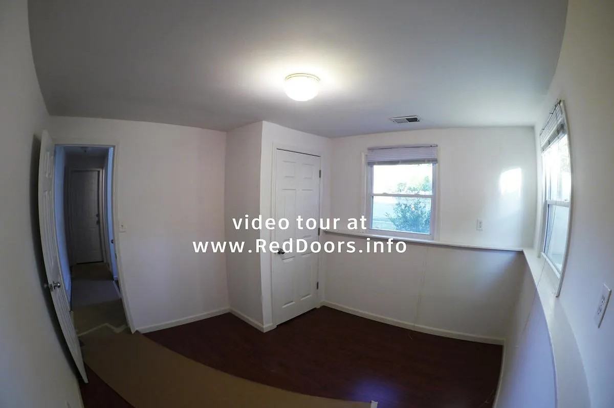 451 Heathshire Dr #1 - Photo 6 of 11