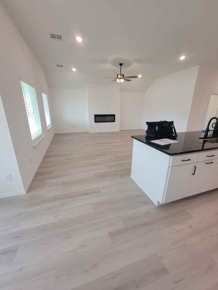 3809 W Laredo St - Photo 5 of 43