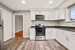 featured image of 101 E Agnew Ave
