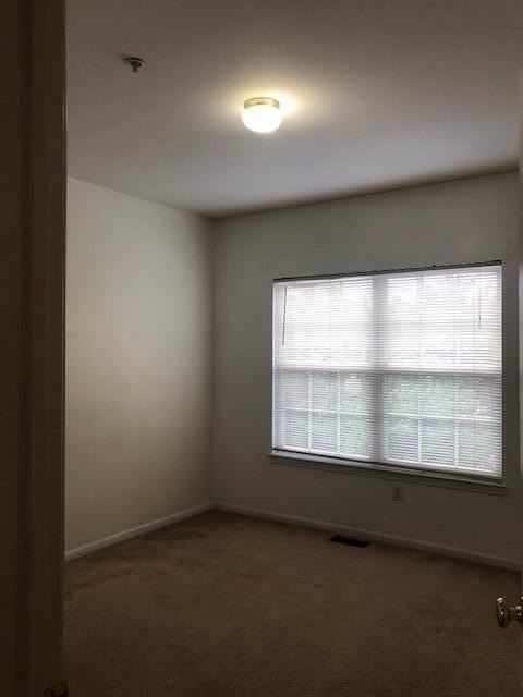 1021 Maiden Ln - Photo 7 of 9