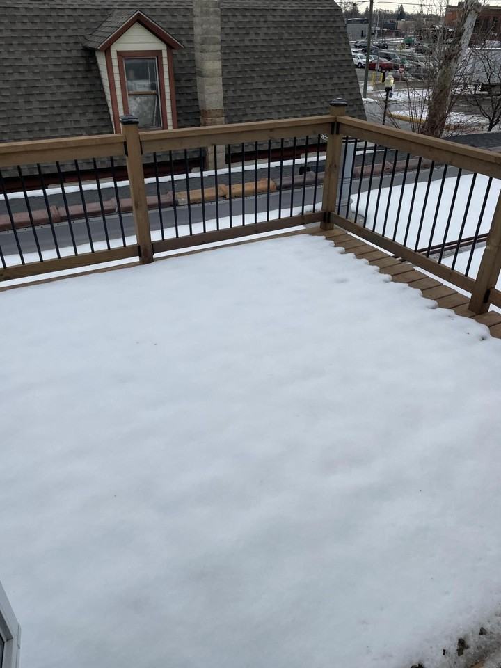 210 W 6th St #1 - Photo 5 of 16