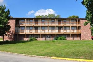 featured image of 1308 W Mccarty St