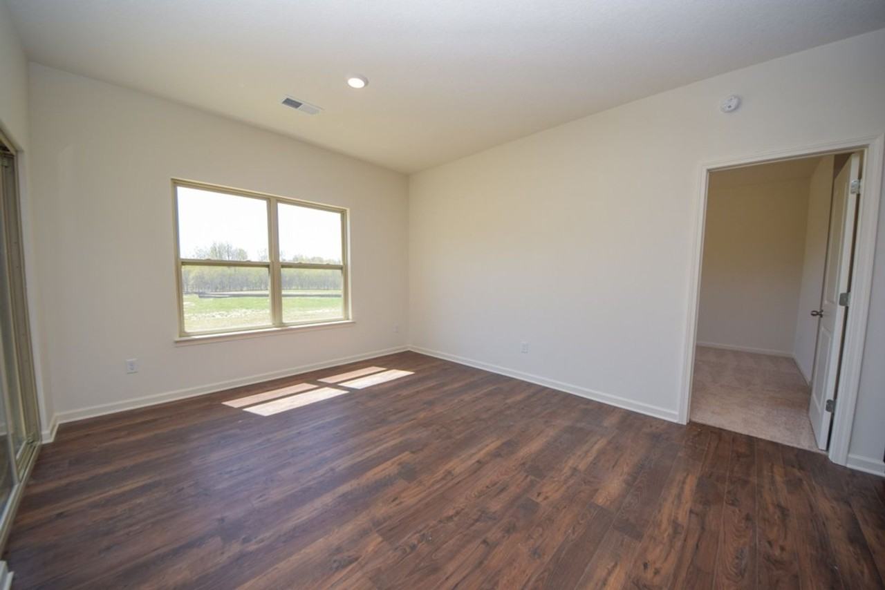 57 Empire Ln - Photo 4 of 26