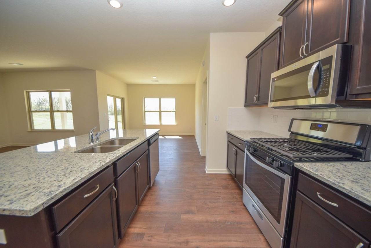 57 Empire Ln - Photo 6 of 26