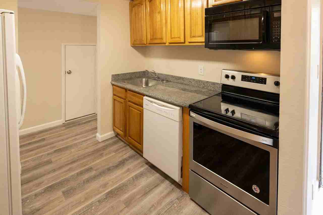 39938 Fremont Blvd - Photo 3 of 21