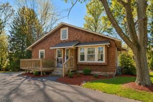 273 W Mount Pleasant Ave - Photo 1 of 1