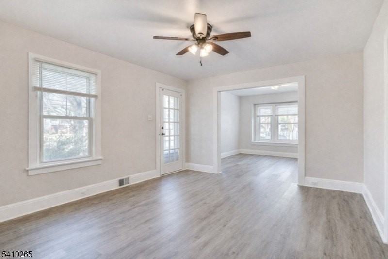 273 W Mount Pleasant Ave - Photo 2 of 4