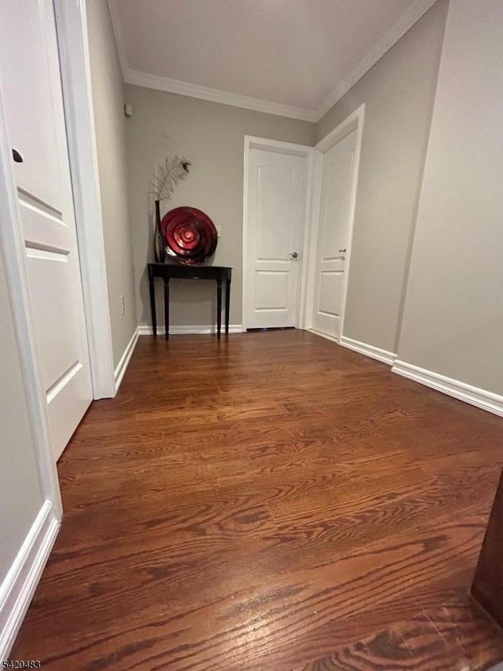 220 Butternut Dr - Photo 4 of 24