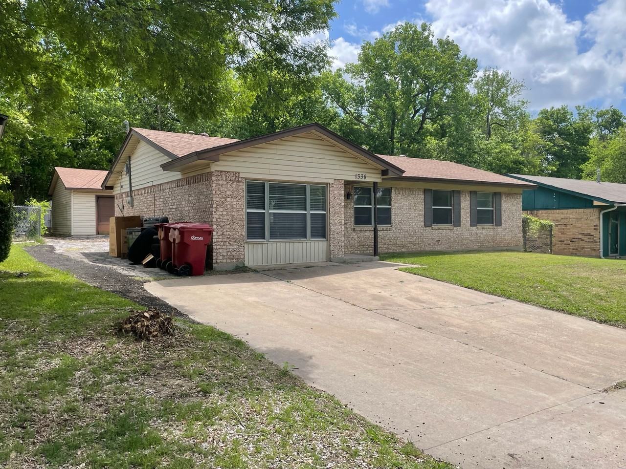 1338 Mccall St #1 - Photo 2 of 24