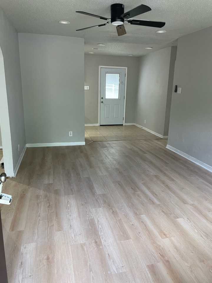 1338 Mccall St #1 - Photo 3 of 24