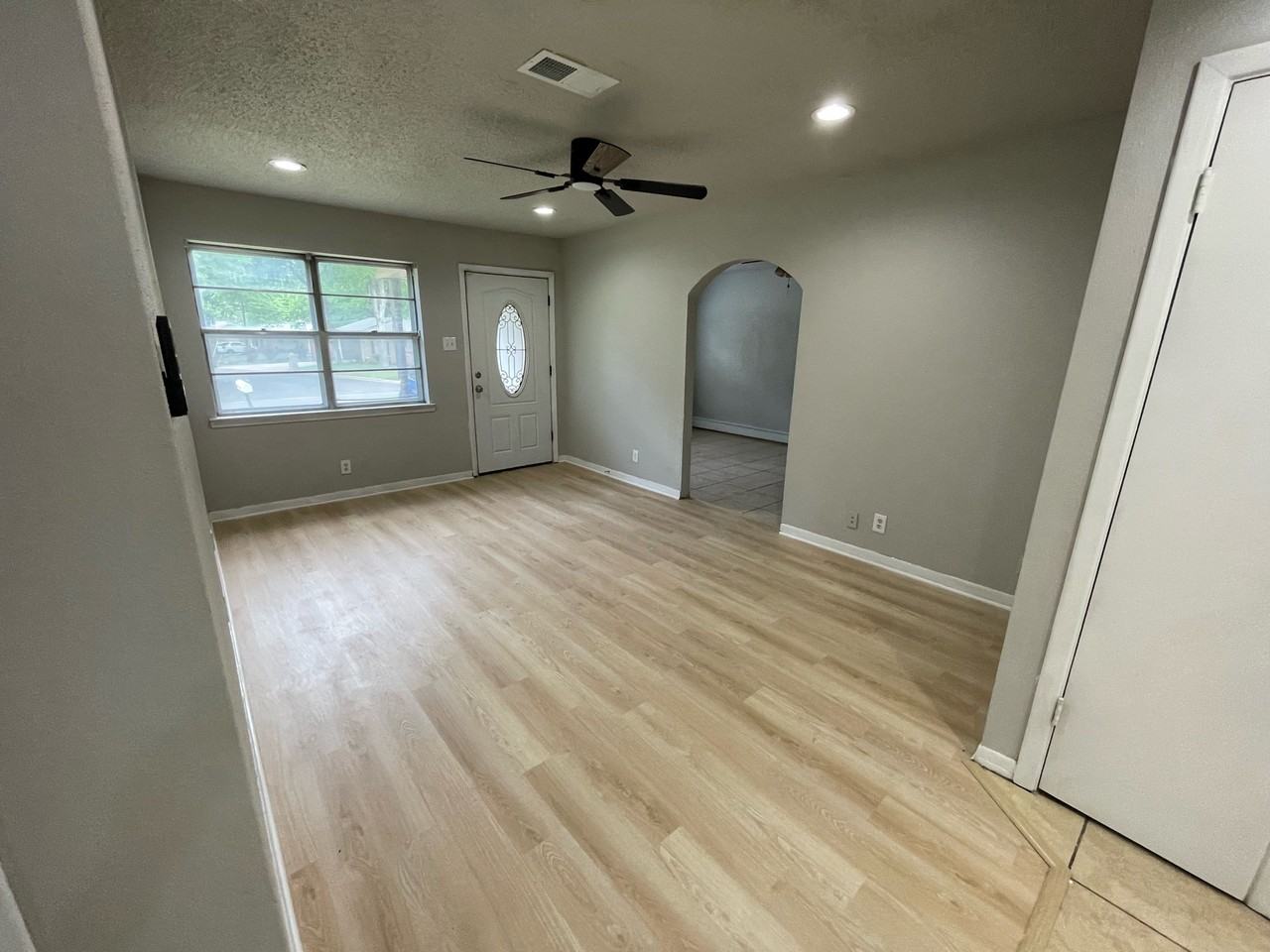 1338 Mccall St #1 - Photo 4 of 24