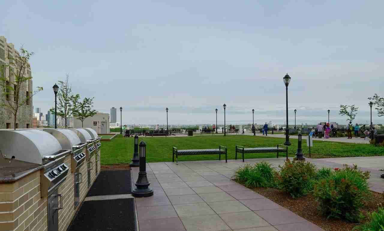 4 Beacon Way #1511 - Photo 6 of 17