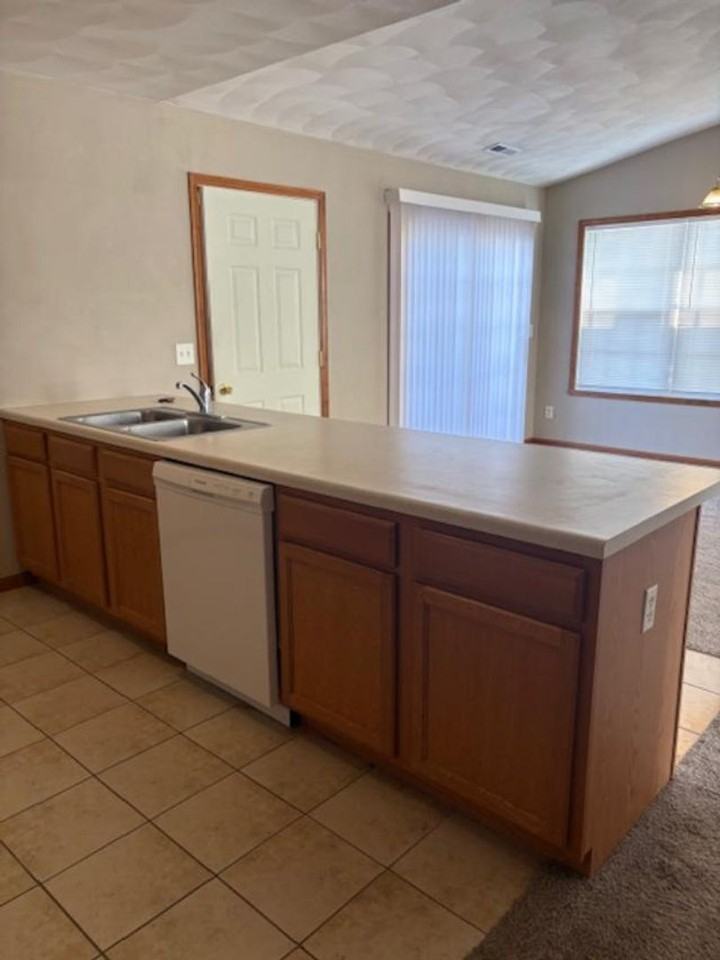 10332 Clearwing Ln - Photo 4 of 11