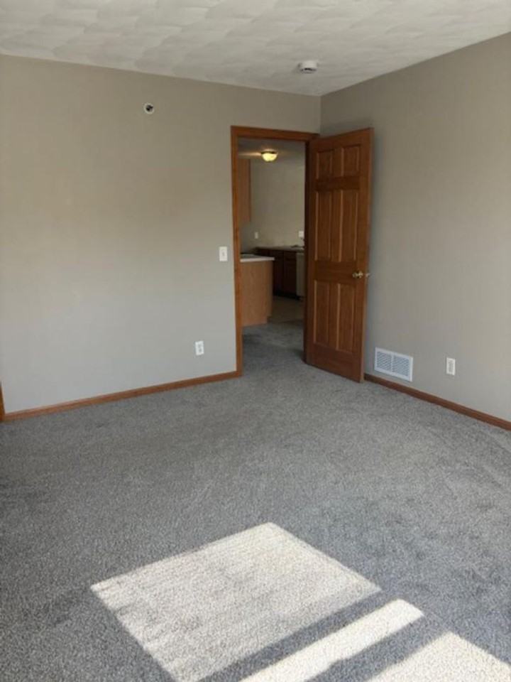 10332 Clearwing Ln - Photo 7 of 11