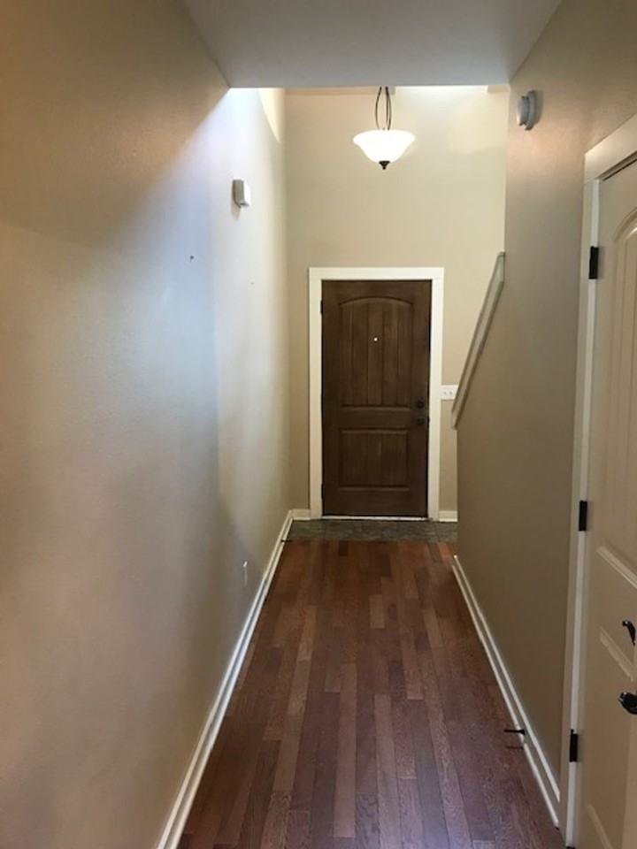 201 Tivoli Ln - Photo 6 of 29