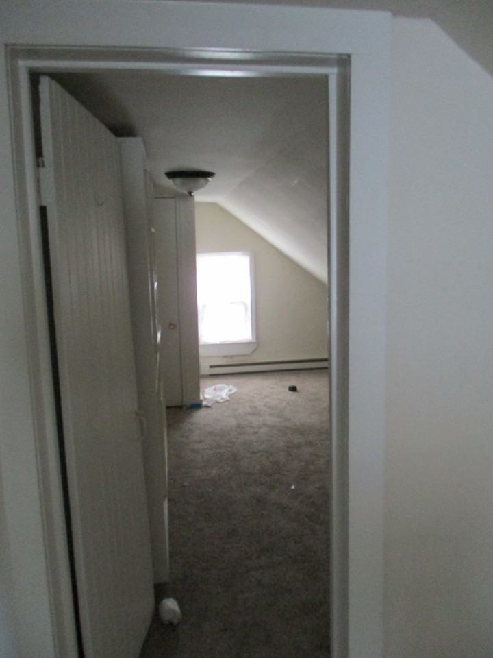 110 E Goepp St - Photo 3 of 26