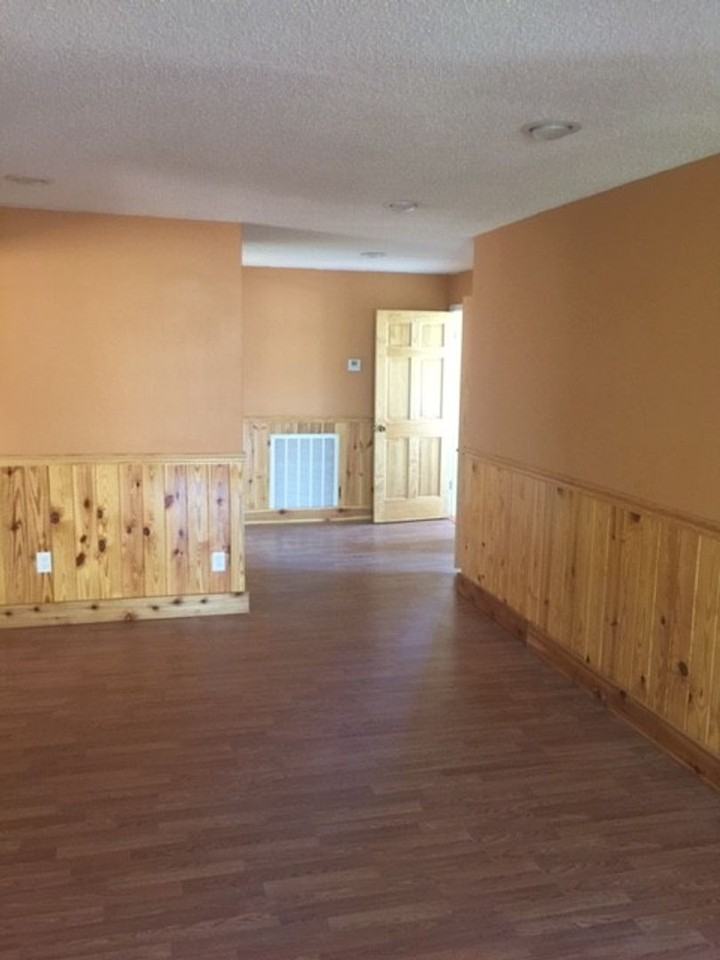 210 Pine Leaf Ln - Photo 2 of 22