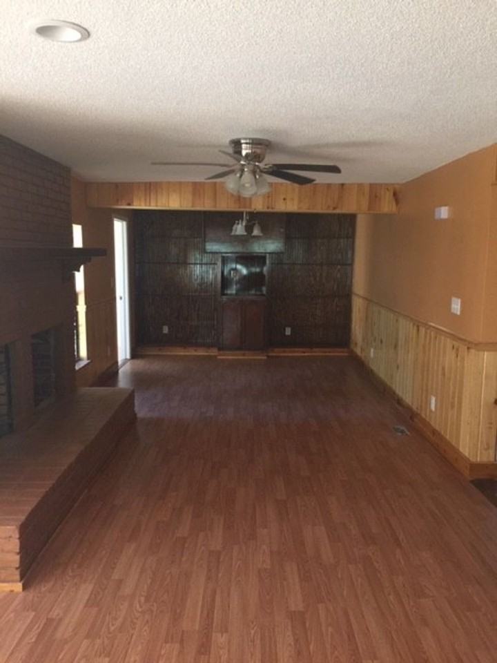 210 Pine Leaf Ln - Photo 5 of 22