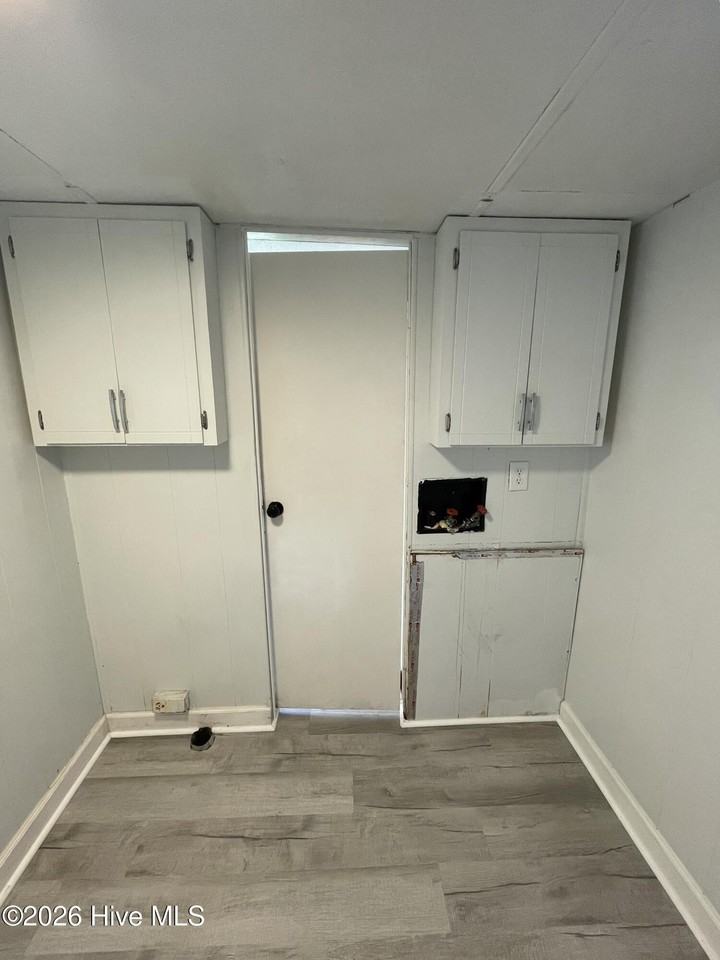 938 Sunset Dr #C - Photo 3 of 16