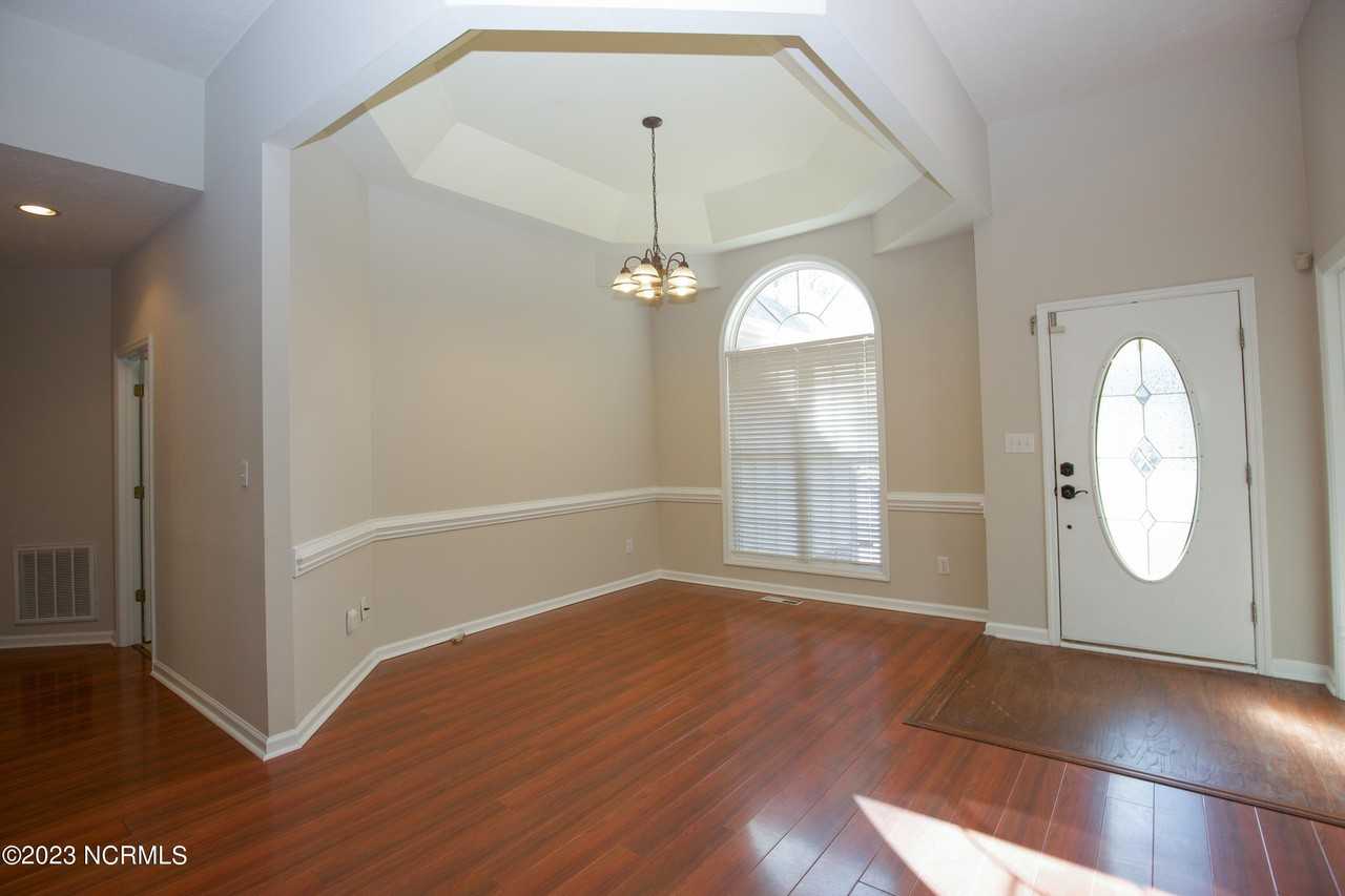 26 Tahoe Cir - Photo 5 of 38