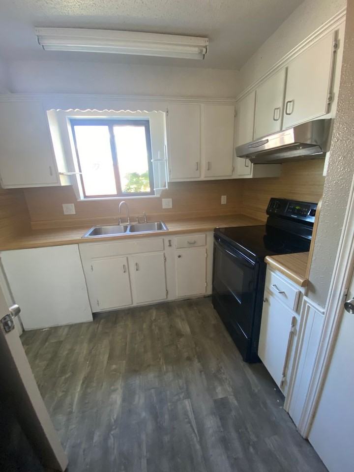 4920 Cinderella Dr - Photo 4 of 12