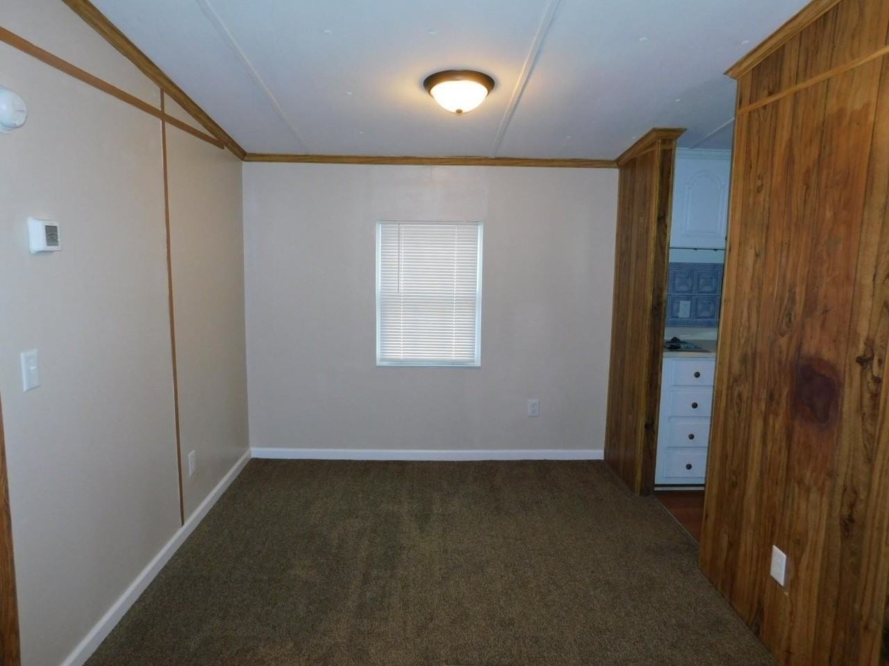 112 Longleaf Dr - Photo 5 of 19