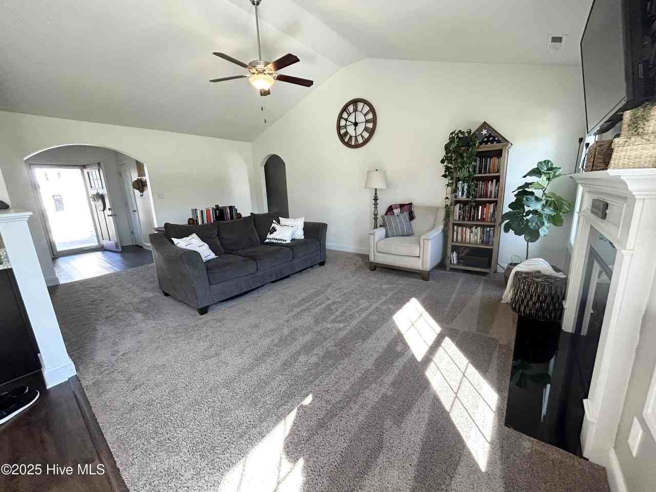 294 Wood House Dr - Photo 2 of 17