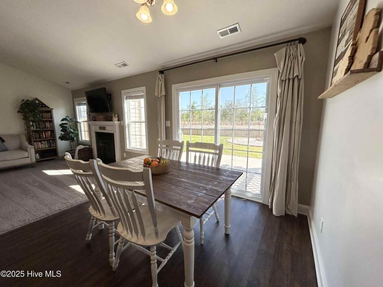 294 Wood House Dr - Photo 4 of 17