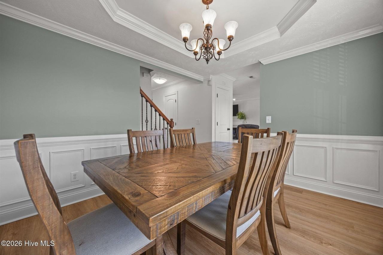 491 Lockwood Dr - Photo 5 of 35