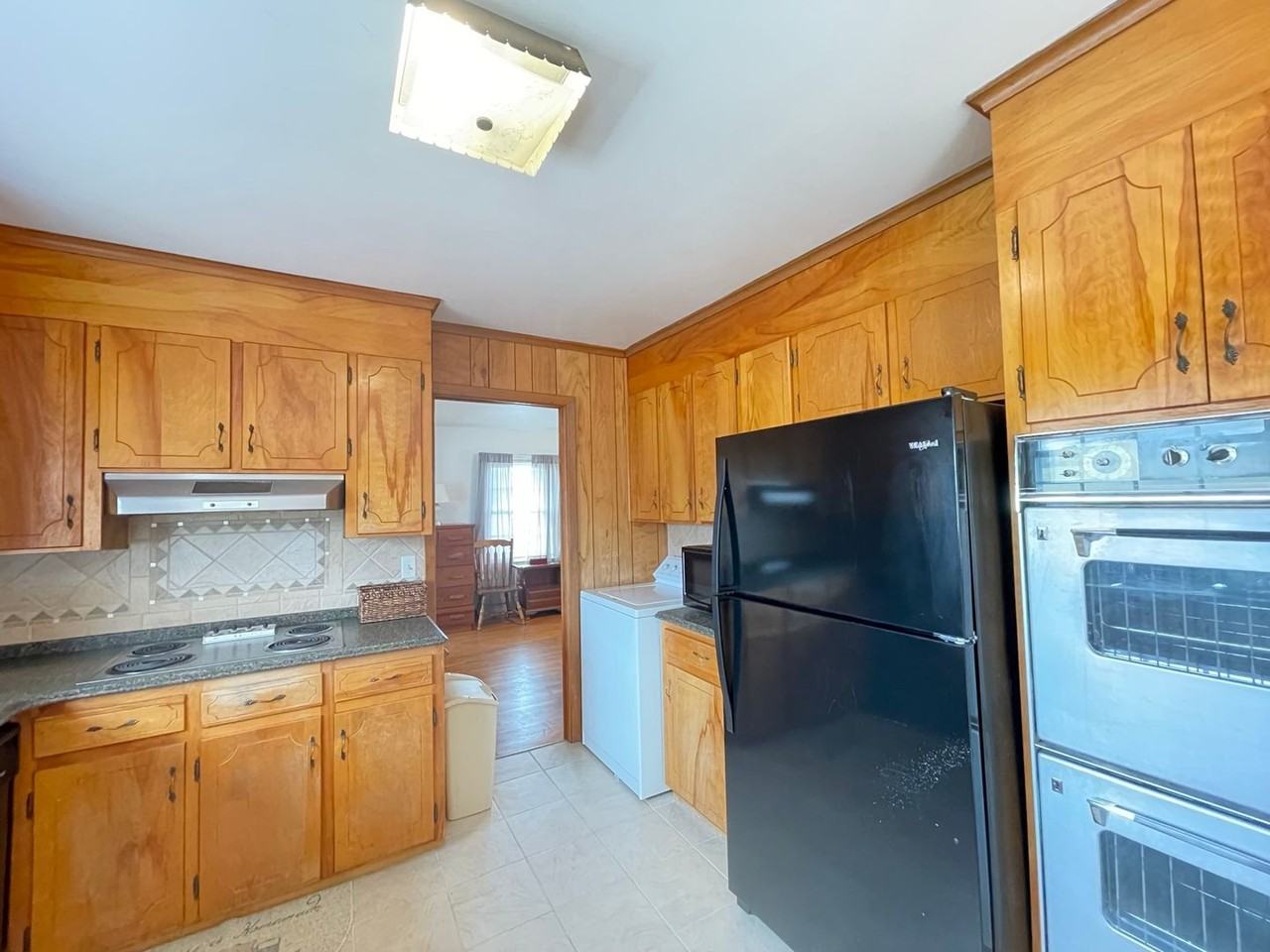 9274 Old Cox Rd - Photo 3 of 17