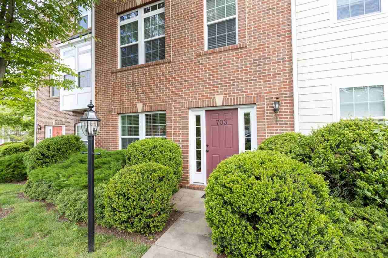 703 Rainier Rd