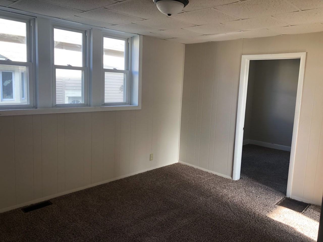 4133 Lafayette St - Photo 4 of 8