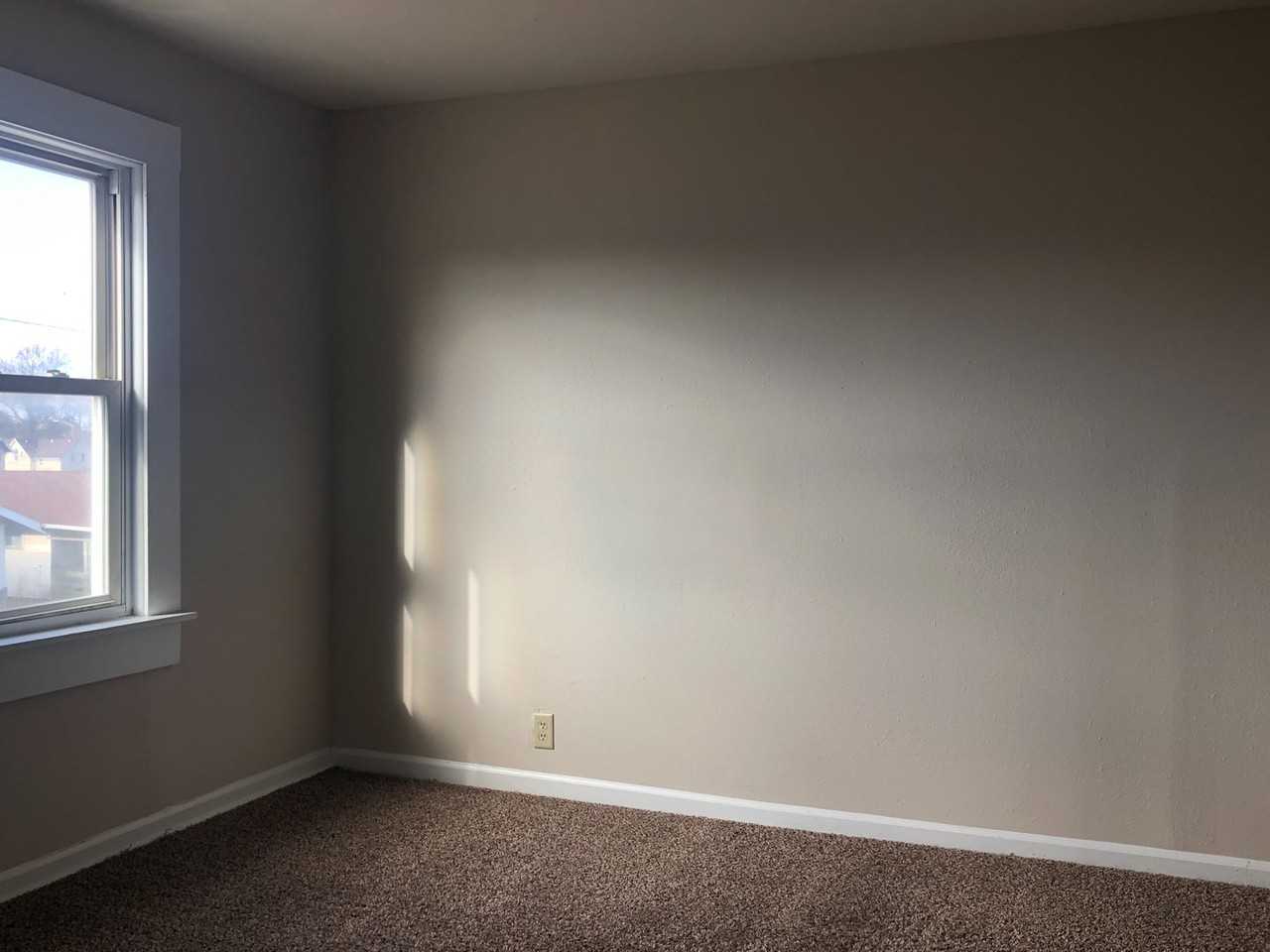 4133 Lafayette St - Photo 7 of 8