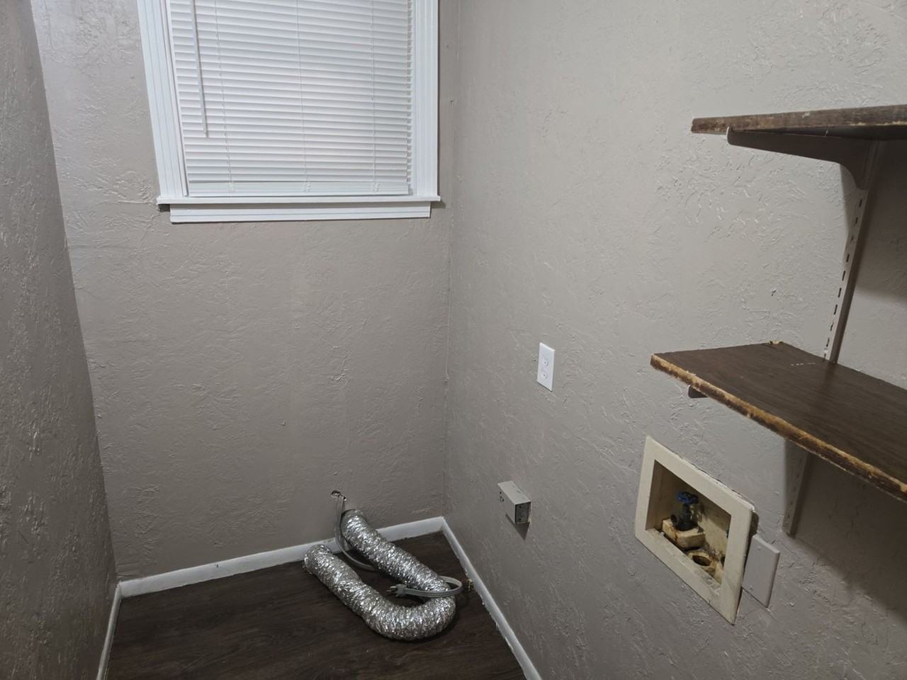 707 S 13th St - Photo 6 of 14