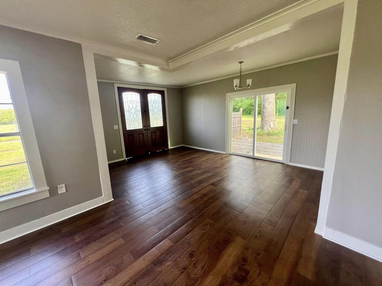 1259 Machen Ln - Photo 3 of 12