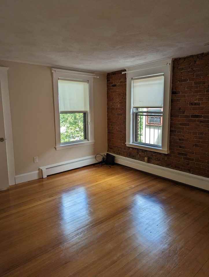 41 South St - Photo 7 of 9