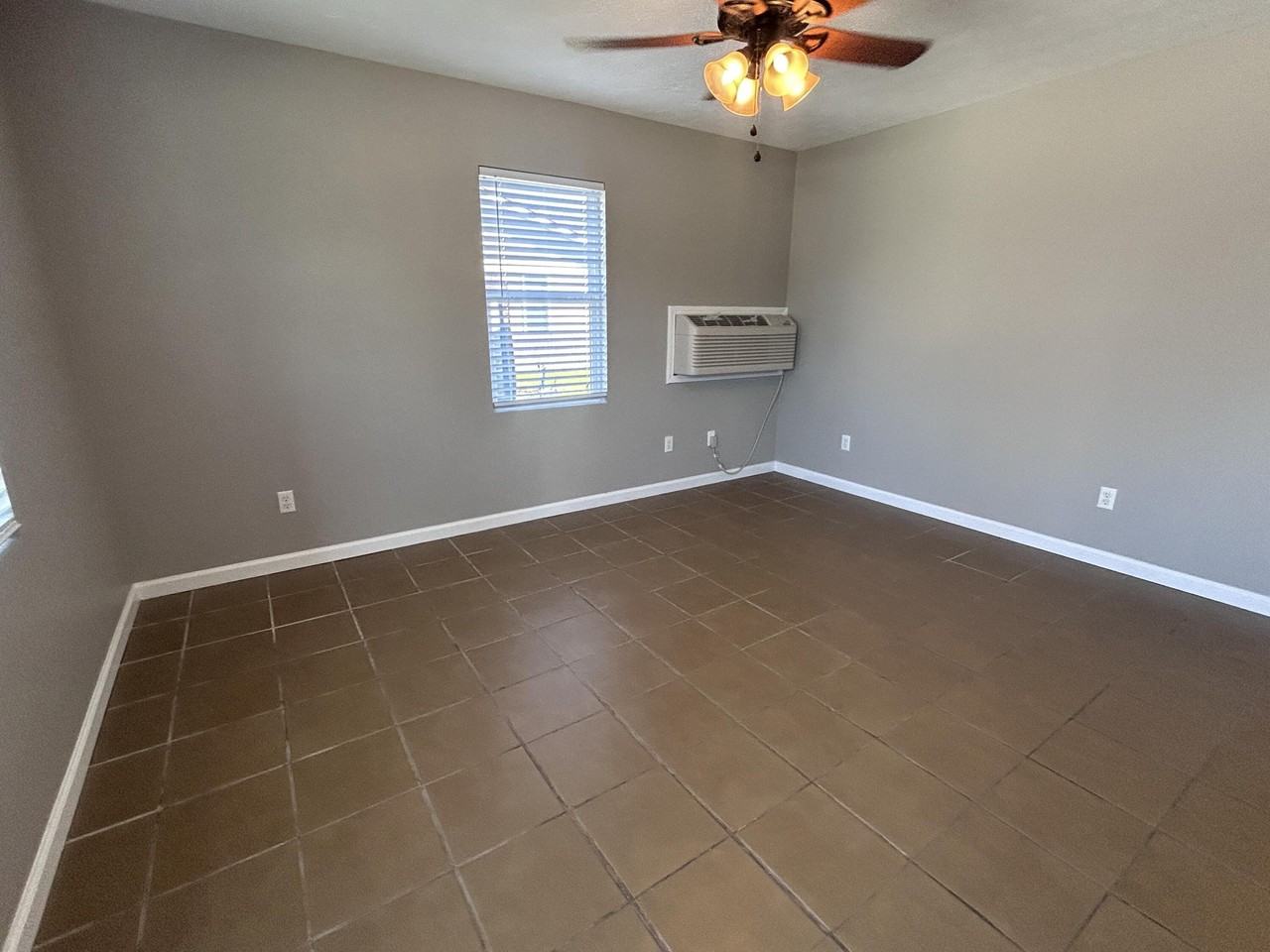 108 Scott Dr #2 - Photo 2 of 9