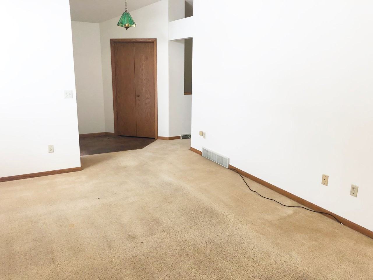 209 Greenwood Dr - Photo 4 of 24